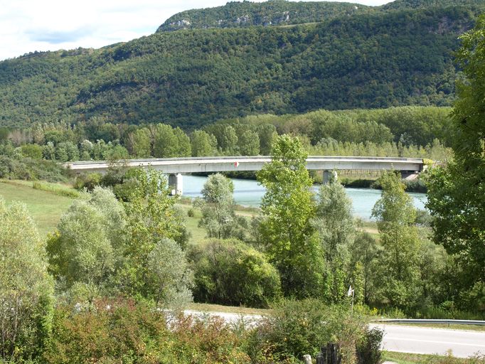Pont routier de Cressin-Rochefort