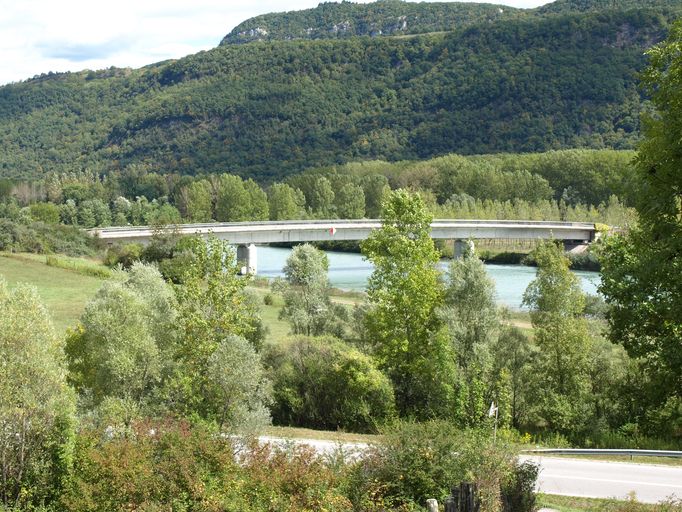 Pont routier de Cressin-Rochefort