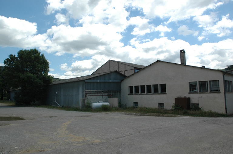 Usine de chaudronnerie dite société Eysséric fabrique d'alambics et de construction métallique