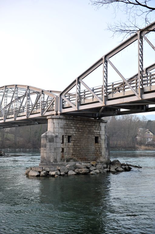 Pont routier de Pougny, ou pont routier de Chancy