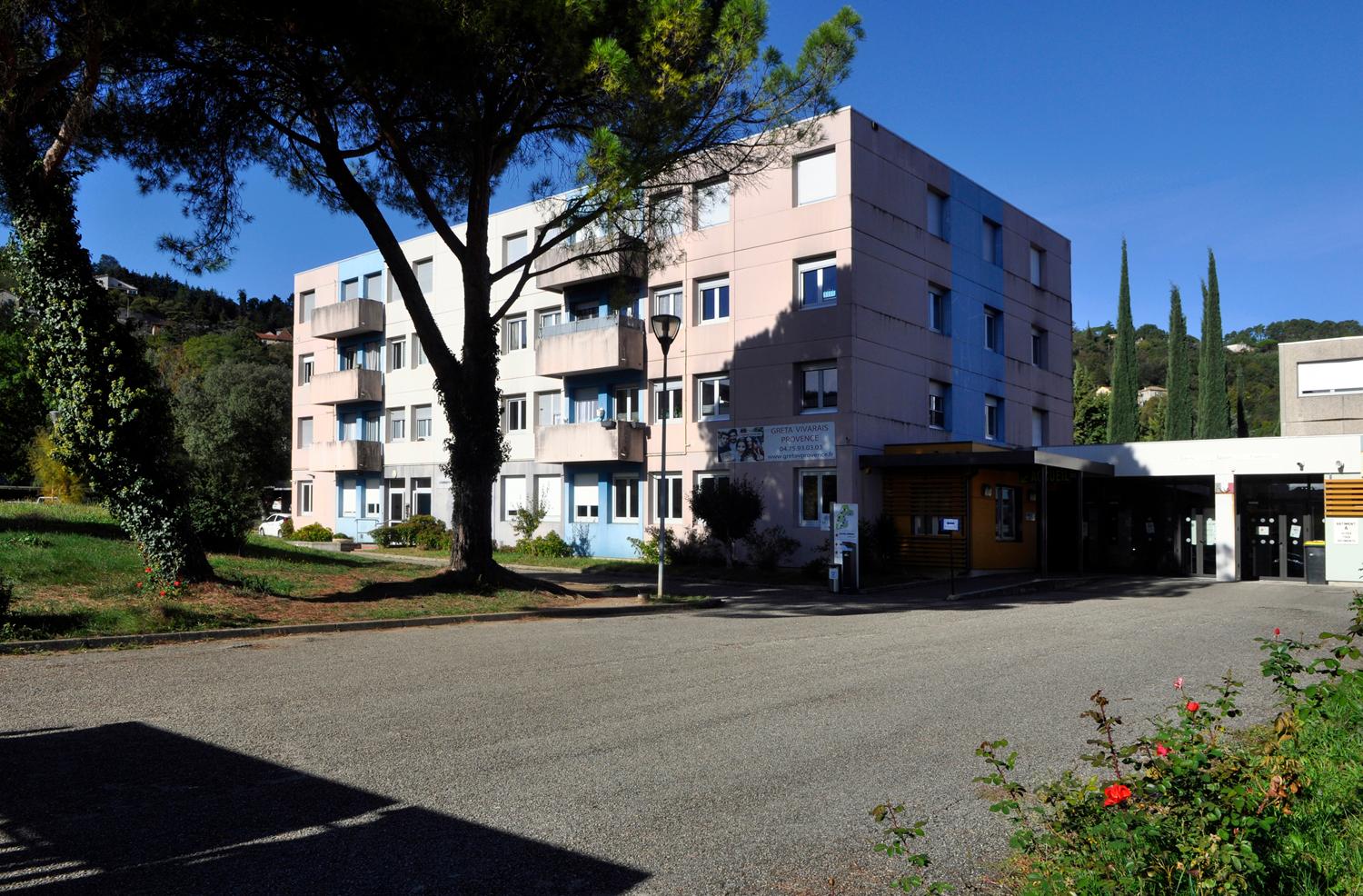 Collège national technique et moderne de garçons, actuellement lycée polyvalent Astier