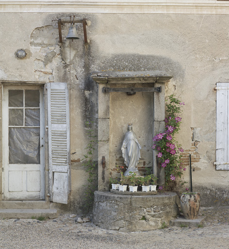 Communs du château de Magneux-Haute-Rive