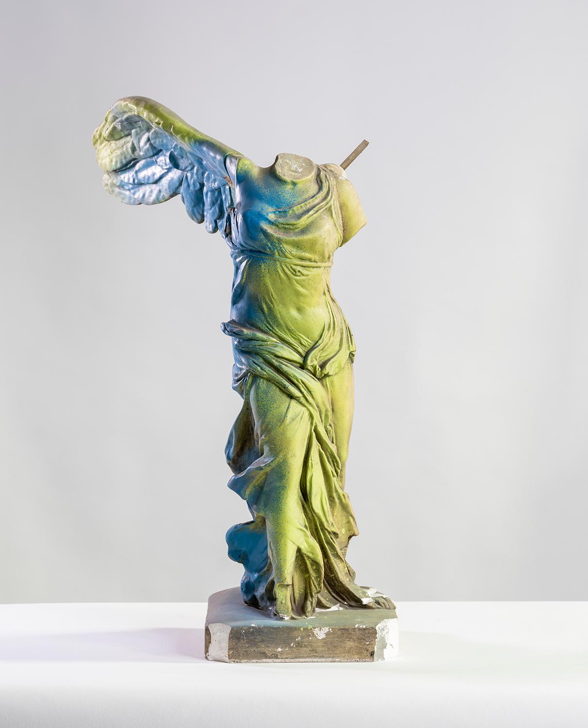 Statue, petite nature : Victoire de Samothrace
