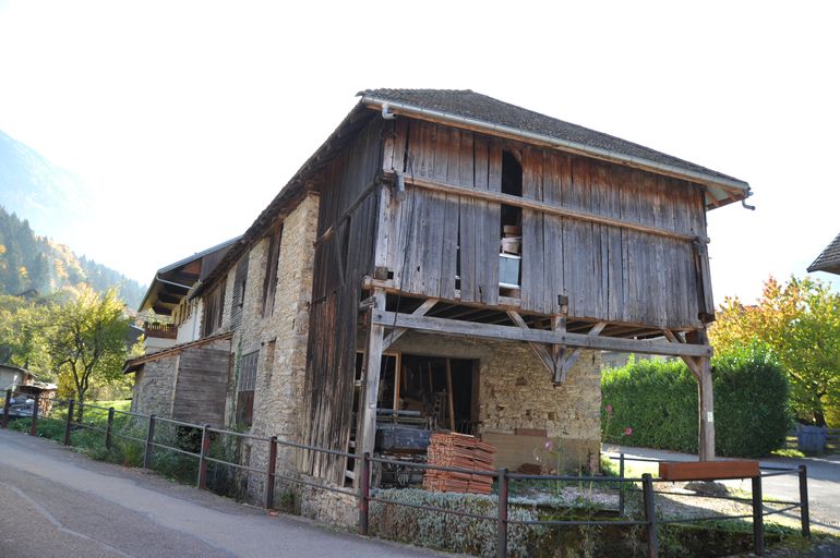 Moulins Favre puis Scierie de Rovagny actuellement désafectée