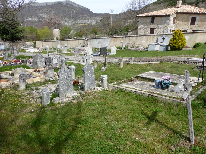 Cimetière de Barret-de-Lioure