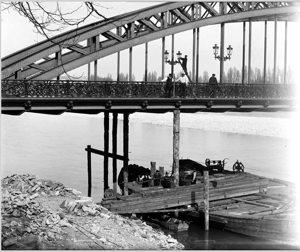 Pont routier de la Boucle, puis pont routier Winston-Churchill (détruit)