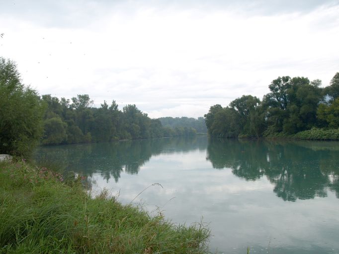 Passages, bacs et bacs à traille de Cordon (disparus)