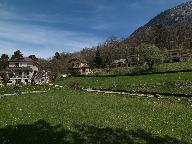 Domaine de la Châtaigneraie composé d'une ferme puis d'une villa, puis d'une école, actuellement villa et structure pour assistantes maternelles