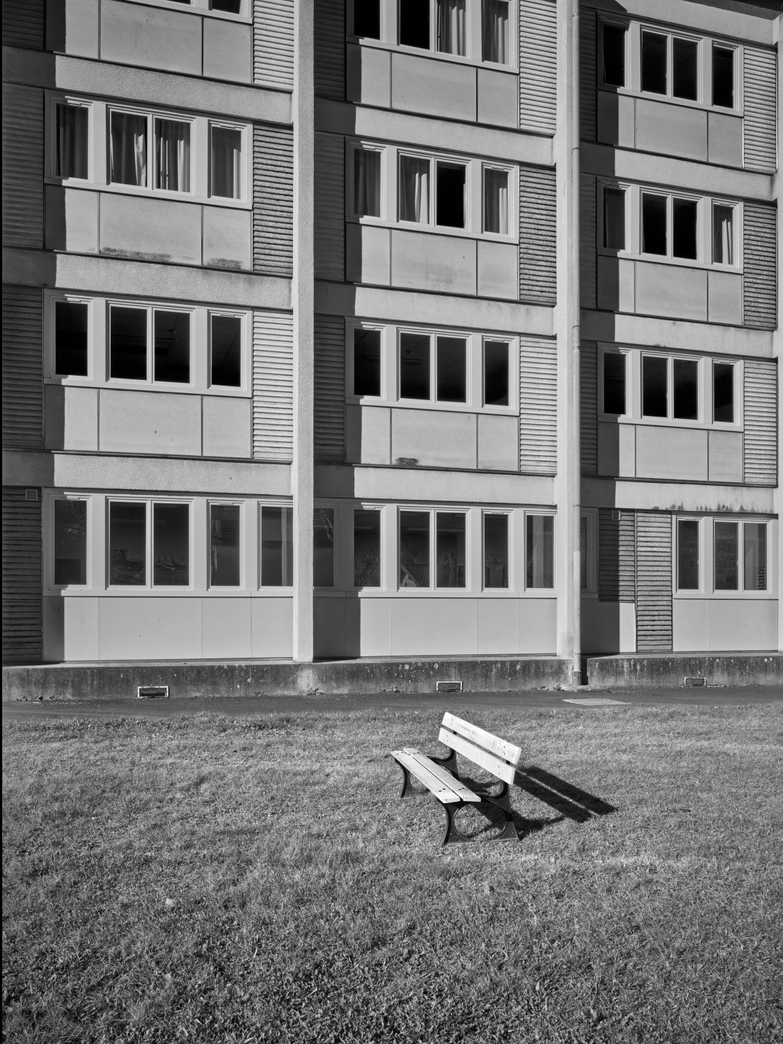 Collège de garçons et de jeunes filles, puis lycée municipal classique et moderne mixte et lycée municipal technique féminin, puis lycée nationalisé La Fayette, actuellement collège et lycée général et technologique La Fayette