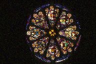 Verrière : Dieu le Père, saints patrons (baie 200 : rose de l'arc triomphal), verrière à personnages
