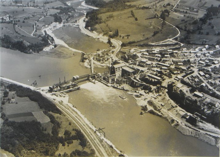 Barrage de Seyssel, centrale hydroélectrique, pont