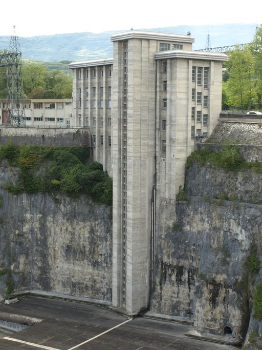 Barrage et centrale hydroélectrique de Génissiat