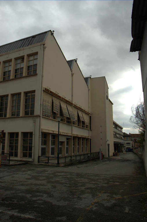 Usine de chaussures dite Chaussures Charles Jourdan France