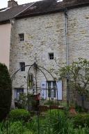 Auberge du Lion d'Or puis auberge de la Croix d'Or actuellement maison d'habitation.