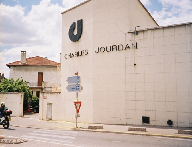 Usine de chaussures dite Chaussures Charles Jourdan France