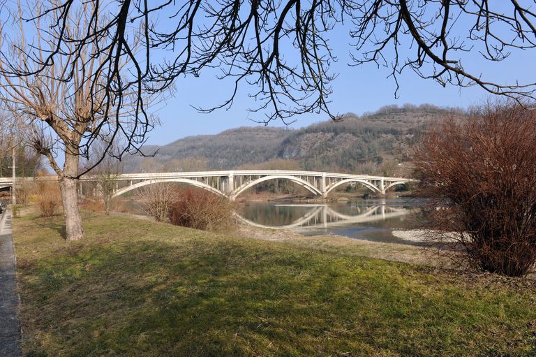 Pont routier de Lucey