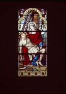 Verrière : Vierge de Pitié.