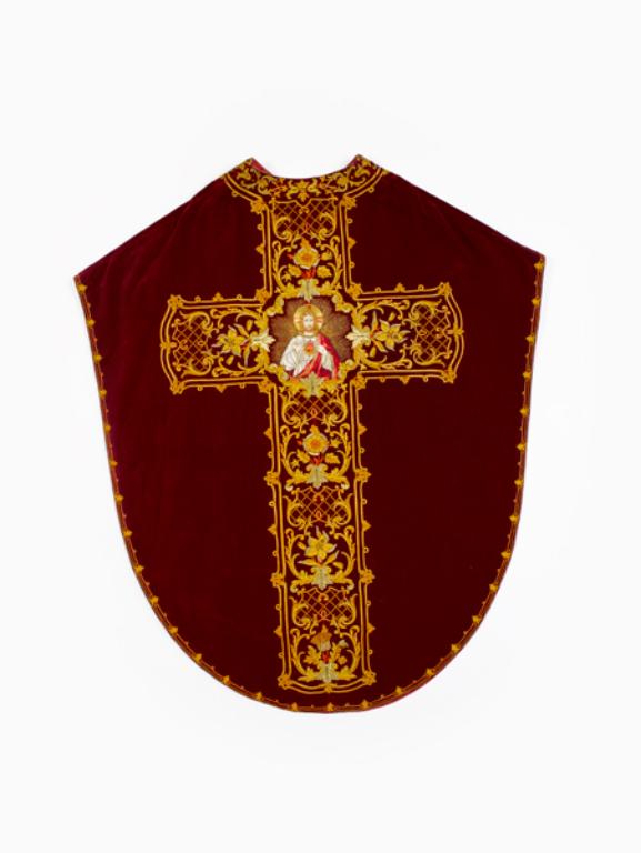 chasuble : ornement rouge