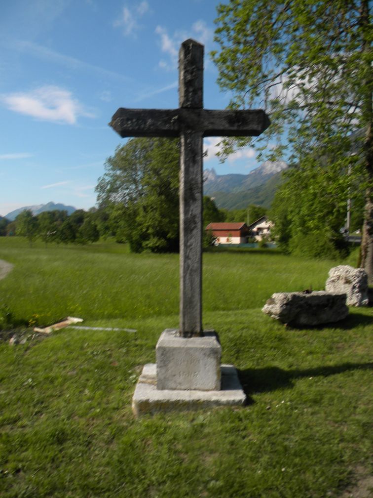 Croix de mission dite Croix des Losserands