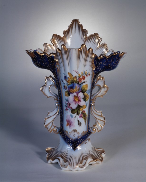 Paire de vases d'autel (style Rocaille)