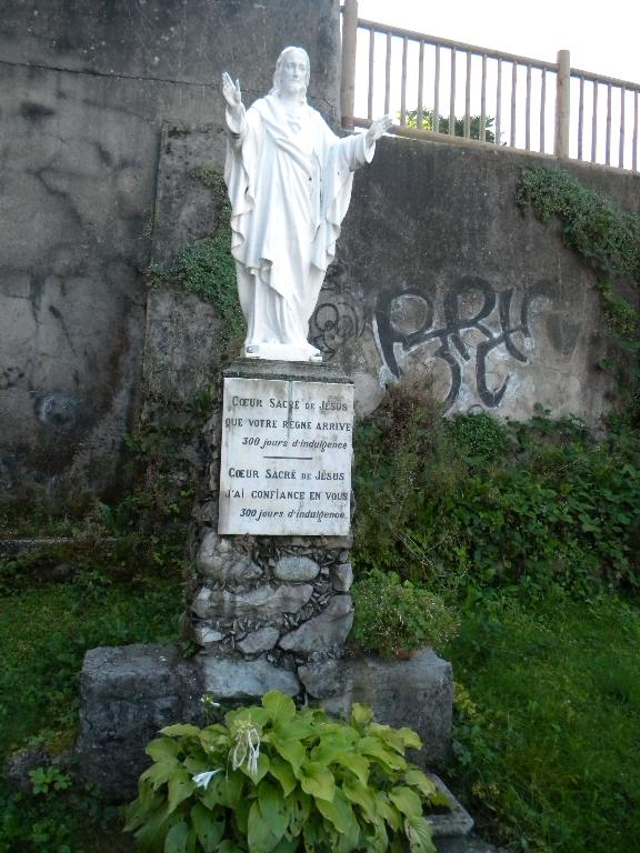 Statue monumentale : Sacré-Coeur