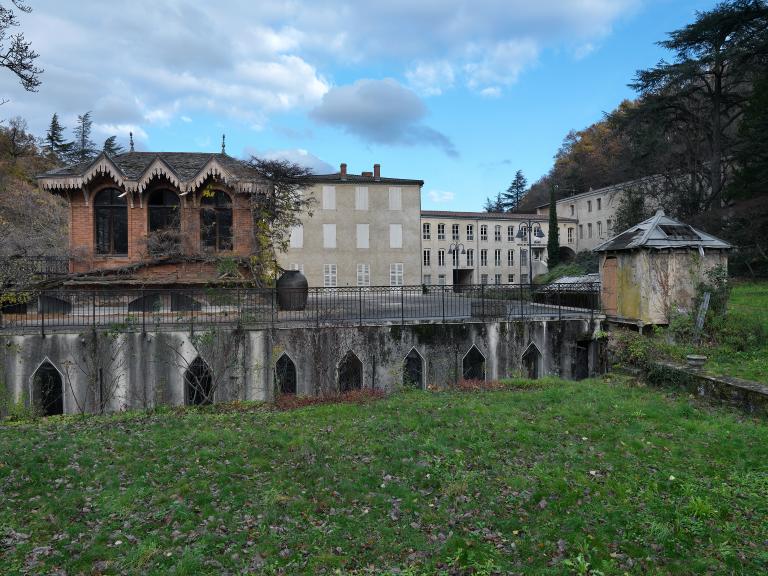 Usine de papeterie et cité ouvrière Montgolfier - Canson actuellement musée et société MP Hygiène Papeterie Pupil