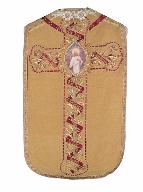 chasuble, étole, manipule, voile de calice : ornement doré