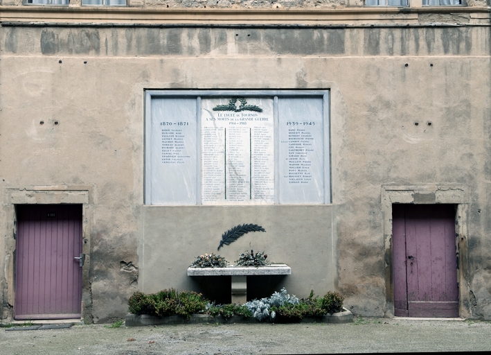 Monument aux morts