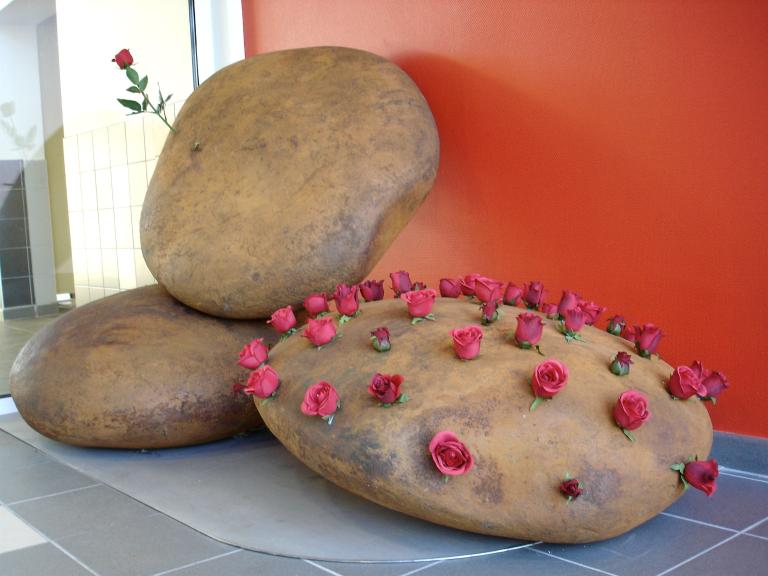 Sculpture : Sans titre à la rose 3