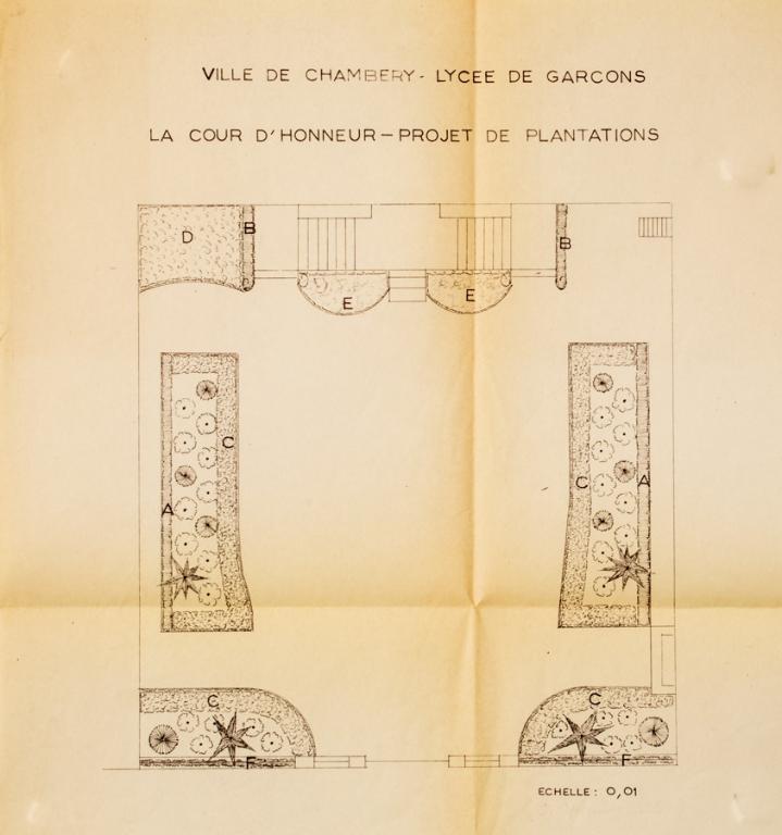 Couvent de la Visitation, puis école secondaire communale, puis collège royal, puis lycée impérial, puis lycée de garçons, actuellement lycée Vaugelas