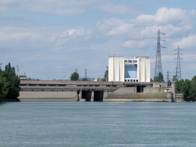 Centrale hydroélectrique, écluse, dite usine-écluse de Pierre-Bénite, pont de service