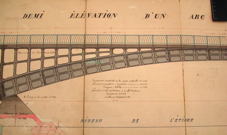 Pont routier de la Loi