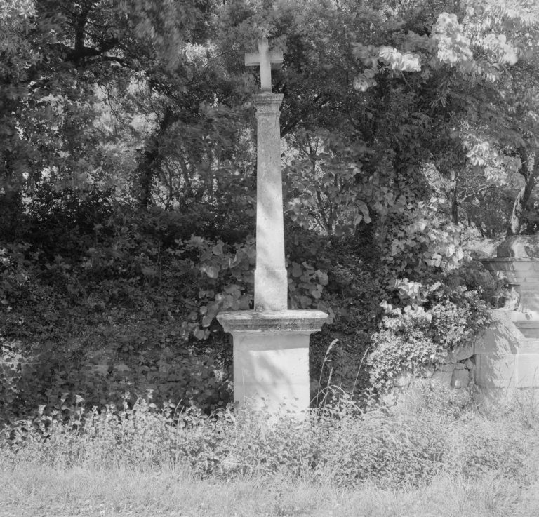 Les croix monumentales de la commune de Chamaret