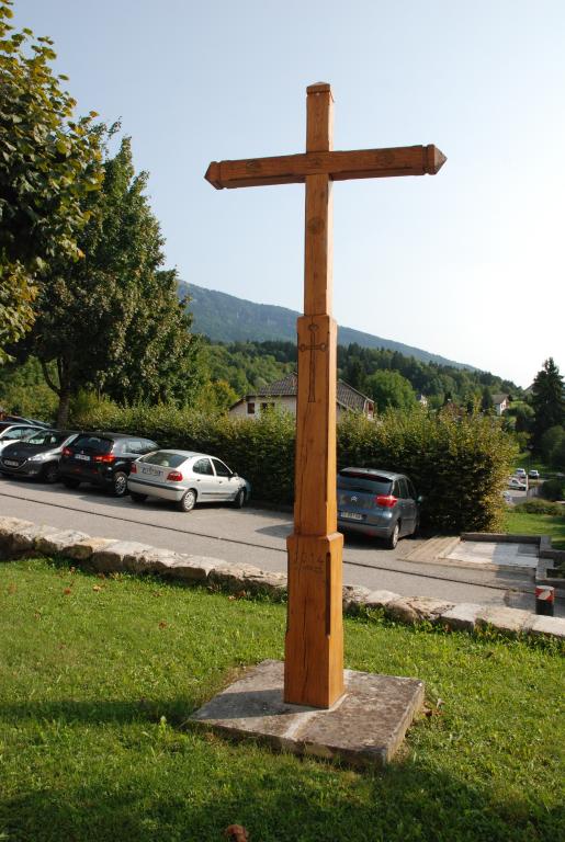 Nouvelle croix de l'ancien cimetière, actuellement croix de chemin