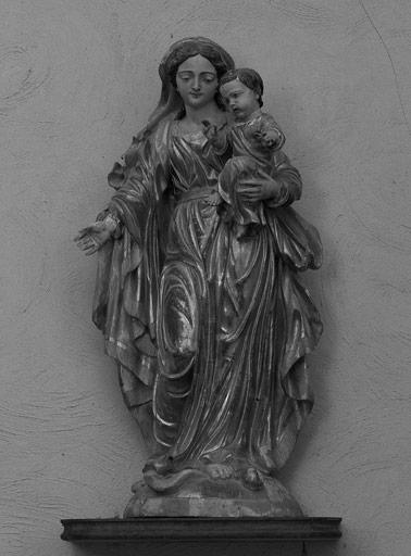 Statue : Vierge à l'enfant