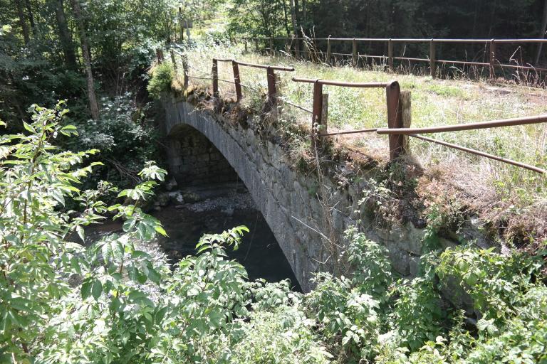 Ancien pont des Portes