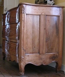 Commode No 3