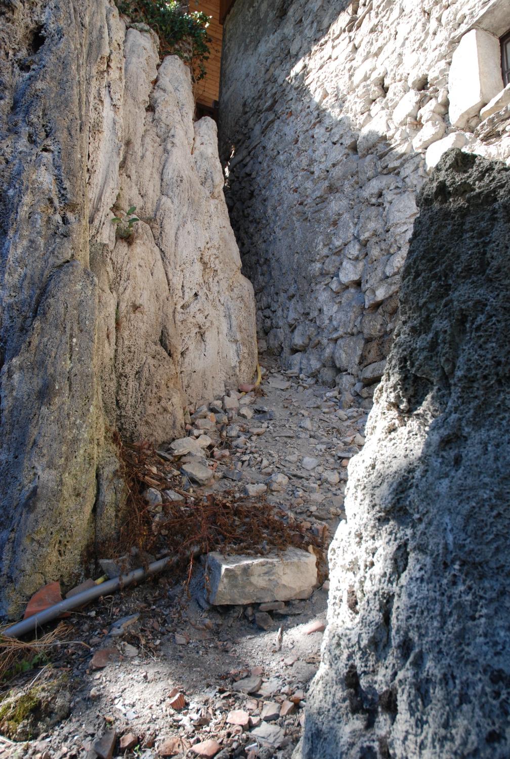 Moulin à farine et scierie des Chartreux d'Aillon puis moulin, pressoir et battoir à chanvre Sonnet puis Pernet actuellement logement et gîte