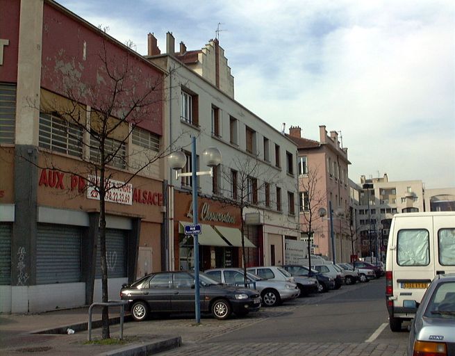 Immeuble, magasin de commerce