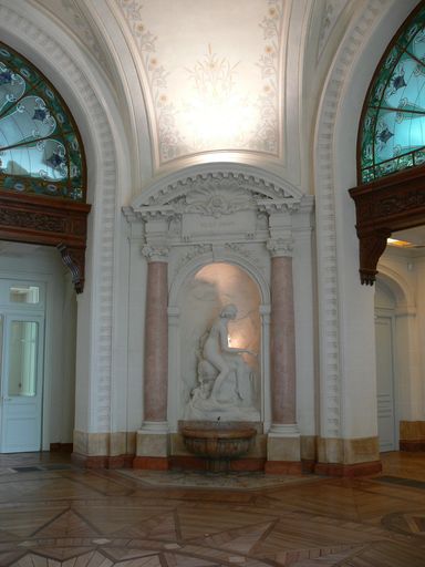 Institut hydrothérapique d'Evian-les-Bains dit Palais des Bains ou encore Thermes d'Evian-les-Bains, actuellement Palais Lumière, espace culturel