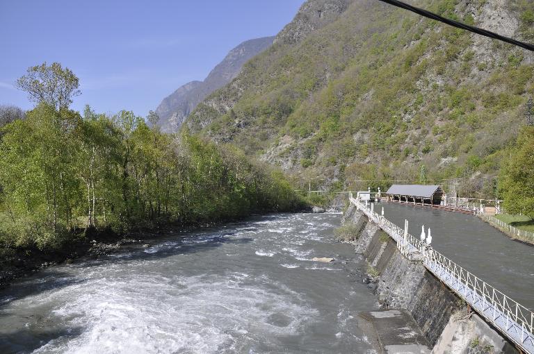 centrale et barrage des Roberts, basse vallée de la Romanche