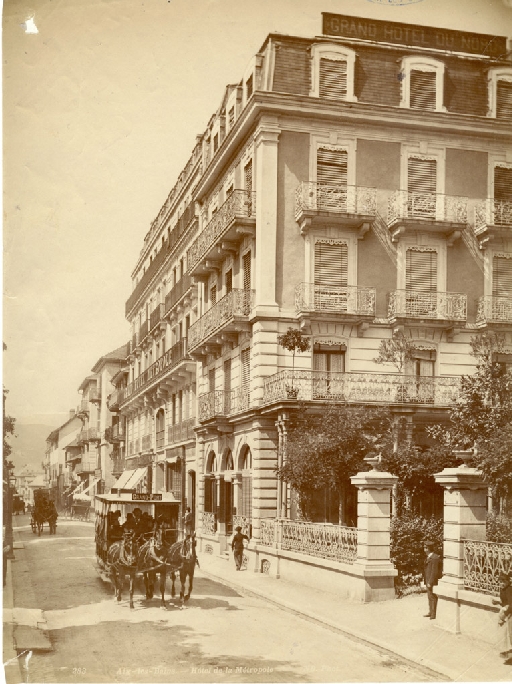 Hôtel particulier, puis hôtel de voyageurs, Grand Hôtel du Nord et de Grande Bretagne, actuellement immeuble, Le Colysée