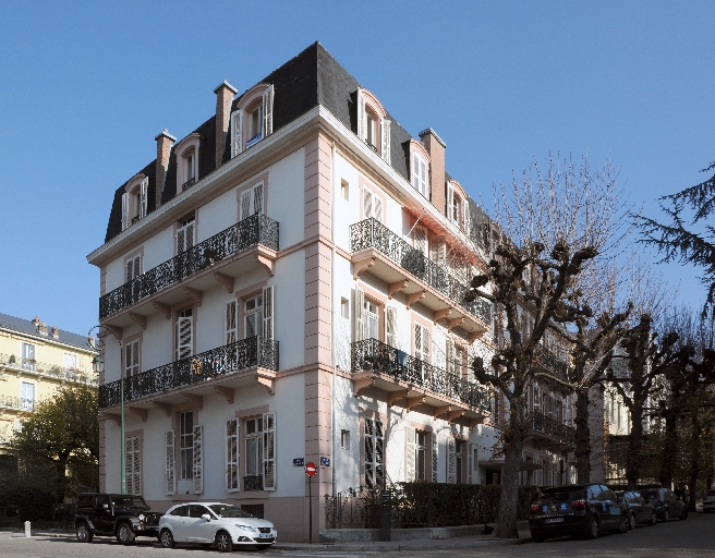 Hôtel de voyageurs, dite Annexe sud, puis Maison Neuve, puis hôtel la Résidence, puis immeuble la Résidence, actuellement Résidence des Fleurs