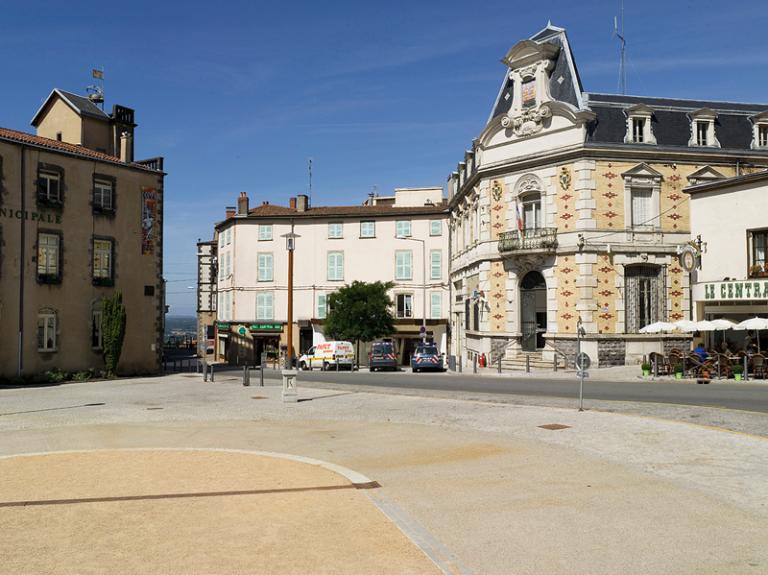 Place Antonin-Chastel