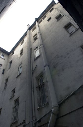 Hôtel de ville, actuellement immeuble à l'enseigne du Vieil hostel de ville