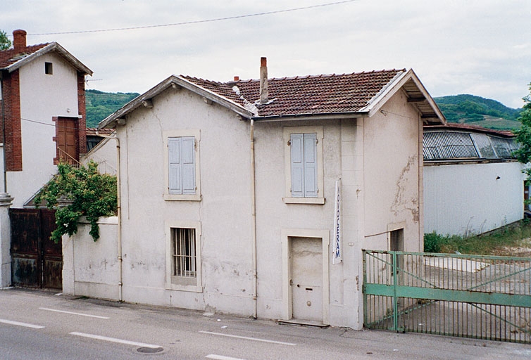 Tissage Baboin puis usine de céramique NOVOCERAM actuellement espace désaffecté