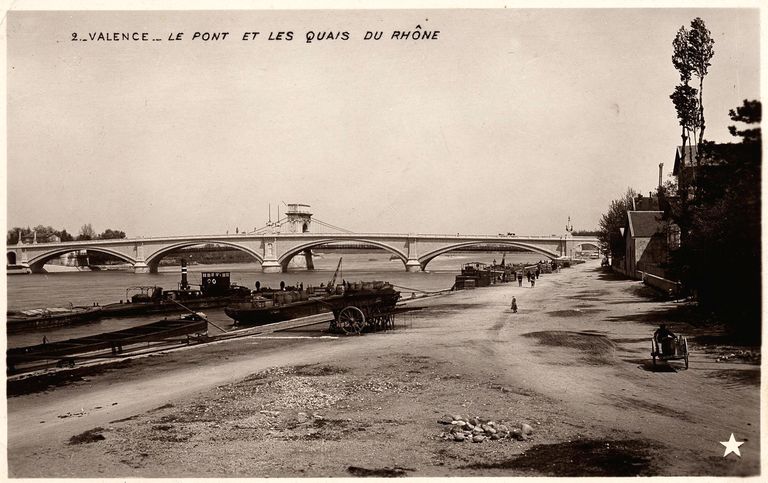 Pont routier de Valence (détruit)