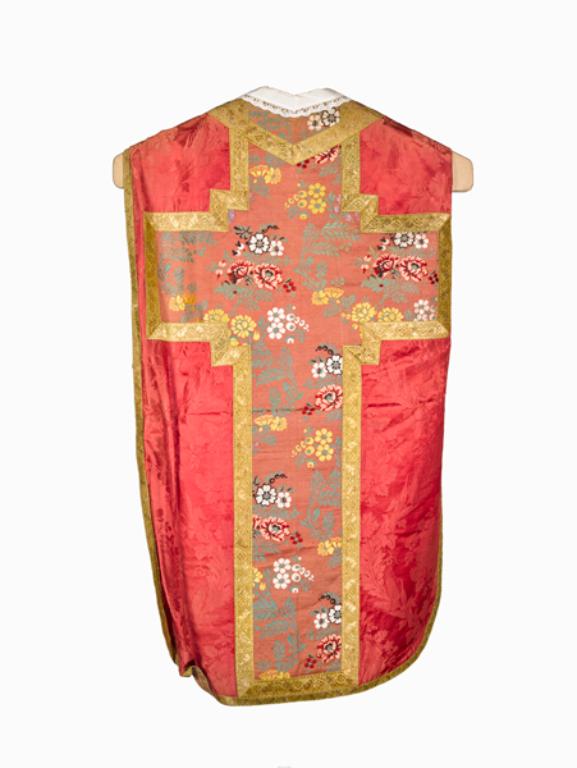 chasuble, étole, bourse de corporal : ornement rouge