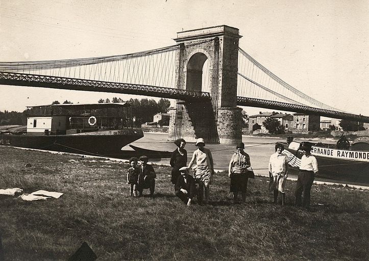 Pont routier de Serrières (détruit)