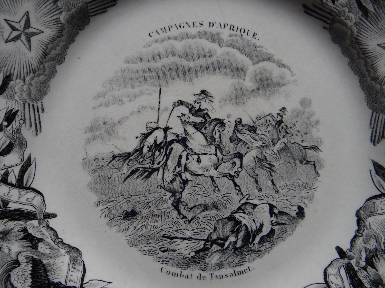 Assiette historiée n° 5 - " Campagnes d'Afrique " : " Combat de Tansalmet "